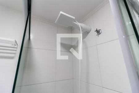 Banheiro de kitnet/studio para alugar com 1 quarto, 17m² em Lapa, São Paulo