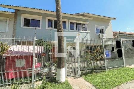 Fachada de casa à venda com 4 quartos, 181m² em Jardim Floresta, Porto Alegre