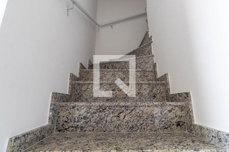 Escada de casa à venda com 3 quartos, 72m² em Cidade Patriarca, São Paulo