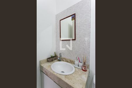 Banheiro de apartamento para alugar com 1 quarto, 38m² em Vila Carrão, São Paulo