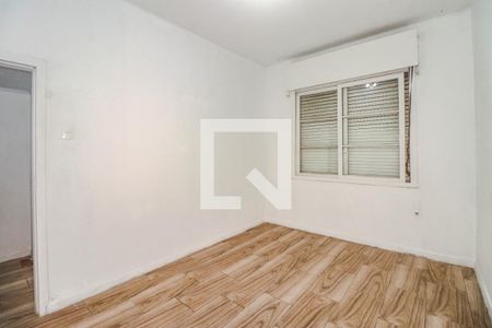 Quarto 1 de apartamento para alugar com 3 quartos, 90m² em Navegantes, Porto Alegre