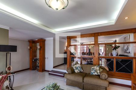 Sala de TV de casa à venda com 3 quartos, 290m² em Parque Urbano, Porto Alegre