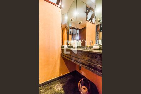 Lavabo de casa de condomínio à venda com 4 quartos, 503m² em Alphaville, Santana de Parnaíba