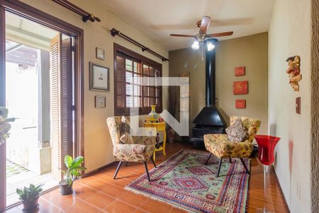 Sala de casa à venda com 4 quartos, 235m² em Cristal, Porto Alegre