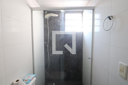 Banheiro de apartamento para alugar com 2 quartos, 46m² em Igara, Canoas