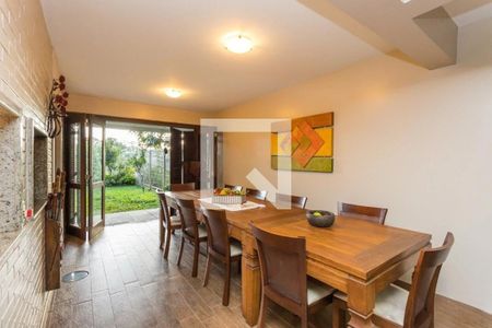 Sala de casa à venda com 4 quartos, 344m² em Chácara das Pedras, Porto Alegre