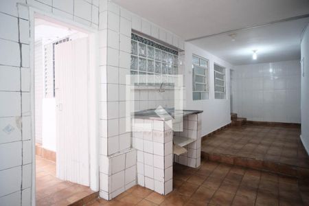 Sala/Cozinha de casa à venda com 8 quartos, 816m² em Vila Guilhermina, São Paulo
