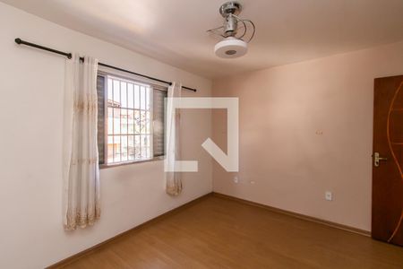 Quarto 1 de casa à venda com 4 quartos, 200m² em Vila Pierina, São Paulo