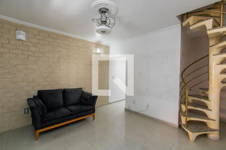 Sala de casa à venda com 4 quartos, 200m² em Vila Pierina, São Paulo