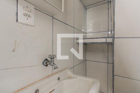 Banheiro da casa 2 de apartamento à venda com 8 quartos, 140m² em Vila Ponte Rasa, São Paulo