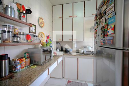 Cozinha de apartamento à venda com 4 quartos, 156m² em Santa Lúcia, Belo Horizonte