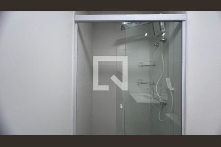 Banheiro  de kitnet/studio à venda com 1 quarto, 26m² em Pinheiros, São Paulo