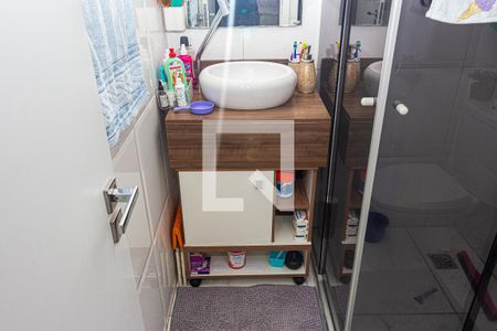 Banheiro de apartamento à venda com 2 quartos, 55m² em Vila Inglesa, São Paulo