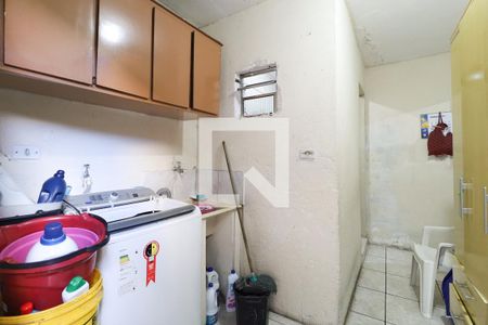 Área de serviço casa 1 de casa à venda com 8 quartos, 250m² em Vila Constança, São Paulo