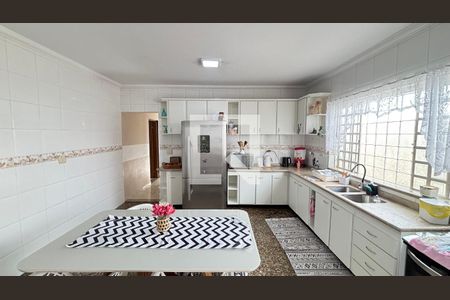 Cozinha de casa à venda com 3 quartos, 210m² em Vila Metalúrgica, Santo André