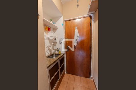 Cozinha de apartamento à venda com 1 quarto, 28m² em Bela Vista, São Paulo