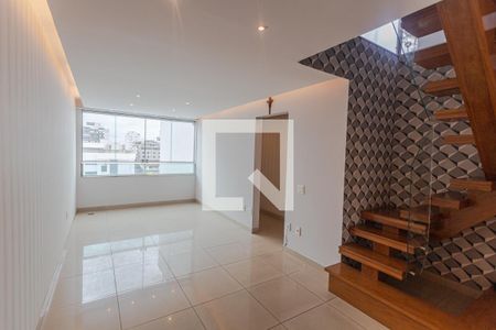 Sala  de apartamento à venda com 3 quartos, 180m² em Sagrada Família, Belo Horizonte