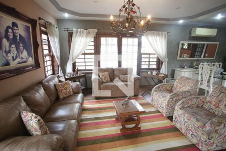 Sala de Estar de casa de condomínio à venda com 6 quartos, 320m² em Jacarepaguá, Rio de Janeiro