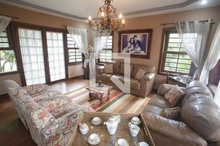 Sala de Estar de casa de condomínio à venda com 6 quartos, 320m² em Jacarepaguá, Rio de Janeiro