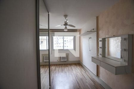 Quarto 2 de apartamento para alugar com 2 quartos, 59m² em Centro, Niterói