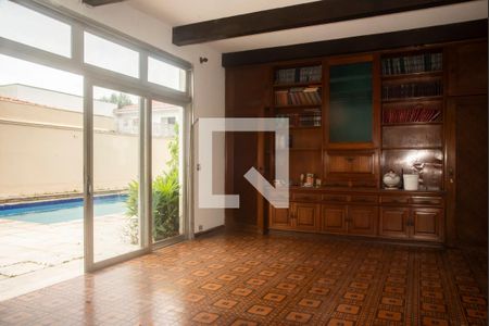 Sala de TV de casa à venda com 3 quartos, 660m² em Indianópolis, São Paulo