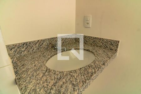 Banheiro de kitnet/studio à venda com 1 quarto, 25m² em Vila da Saúde, São Paulo