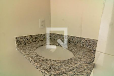 Banheiro de kitnet/studio à venda com 1 quarto, 25m² em Vila da Saúde, São Paulo