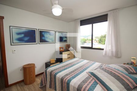 Quarto 1 de apartamento para alugar com 2 quartos, 88m² em Medianeira, Porto Alegre