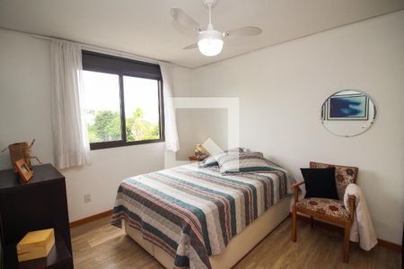 Quarto 1 de apartamento para alugar com 2 quartos, 88m² em Medianeira, Porto Alegre