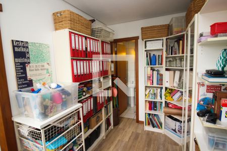 Quarto de Serviço de apartamento para alugar com 2 quartos, 88m² em Medianeira, Porto Alegre