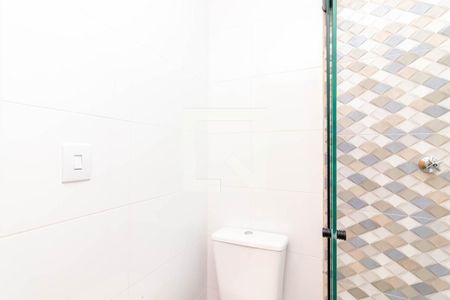 Banheiro de apartamento à venda com 2 quartos, 37m² em Vila Nivi, São Paulo