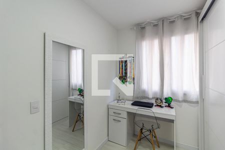 Quarto 1 de apartamento à venda com 2 quartos, 40m² em Itaquera, São Paulo