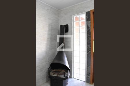 Sala - Lareira de casa de condomínio para alugar com 3 quartos, 300m² em São Braz, Curitiba