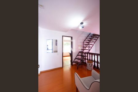 Corredor de casa de condomínio à venda com 3 quartos, 199m² em São Francisco, Niterói