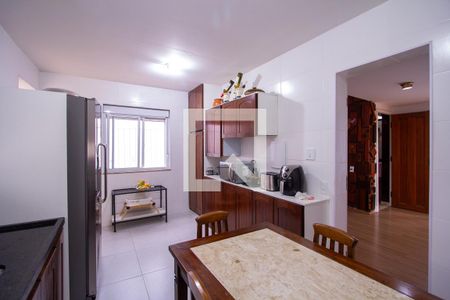 Cozinha de casa de condomínio à venda com 3 quartos, 199m² em São Francisco, Niterói