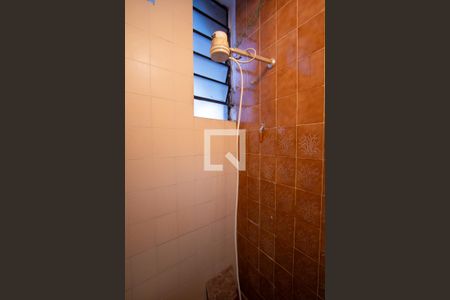 Banheiro de serviço de casa de condomínio à venda com 3 quartos, 199m² em São Francisco, Niterói