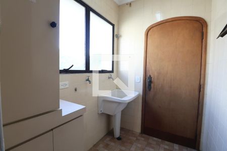 Área de Serviço de apartamento para alugar com 4 quartos, 228m² em Vila Maia, Guarujá