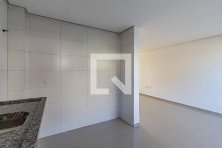 Cozinha e Área de Serviço de casa à venda com 3 quartos, 179m² em Guarujá, Porto Alegre