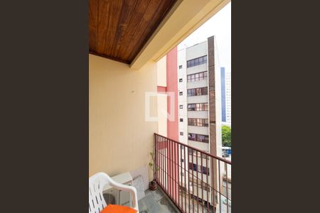 Sacada de apartamento para alugar com 1 quarto, 62m² em Vila Itapura, Campinas