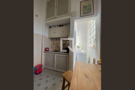 Apartamento à venda com 3 quartos, 130m² em República, São Paulo