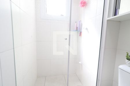 Banheiro de apartamento à venda com 2 quartos, 51m² em Liberdade, Novo Hamburgo