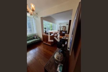 Apartamento à venda com 4 quartos, 125m² em Savassi, Belo Horizonte