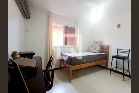 Casa à venda com 3 quartos, 96m² em Itaipu, Niterói