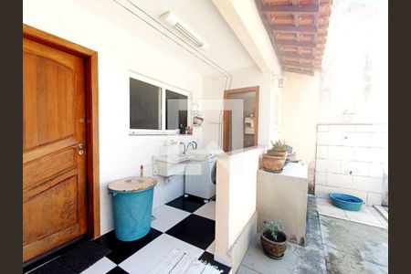 Casa à venda com 3 quartos, 96m² em Itaipu, Niterói