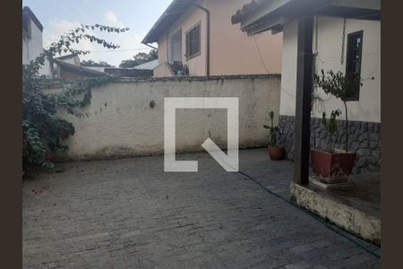 Casa à venda com 4 quartos, 230m² em Itaipu, Niterói