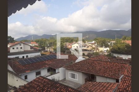 Casa à venda com 4 quartos, 230m² em Itaipu, Niterói