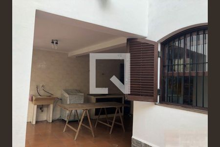 Casa à venda com 5 quartos, 200m² em Jardim Monte Kemel, São Paulo