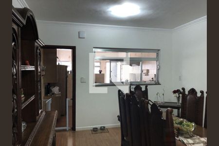 Casa à venda com 5 quartos, 200m² em Jardim Monte Kemel, São Paulo