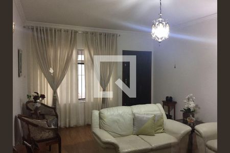 Casa à venda com 5 quartos, 200m² em Jardim Monte Kemel, São Paulo