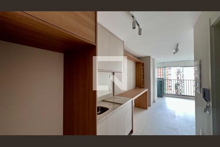 Cozinha de kitnet/studio à venda com 1 quarto, 28m² em Paraíso, São Paulo